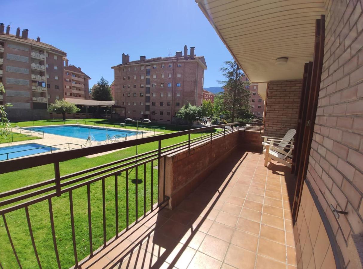 Apartamento Capelot ฮากา ภายนอก รูปภาพ