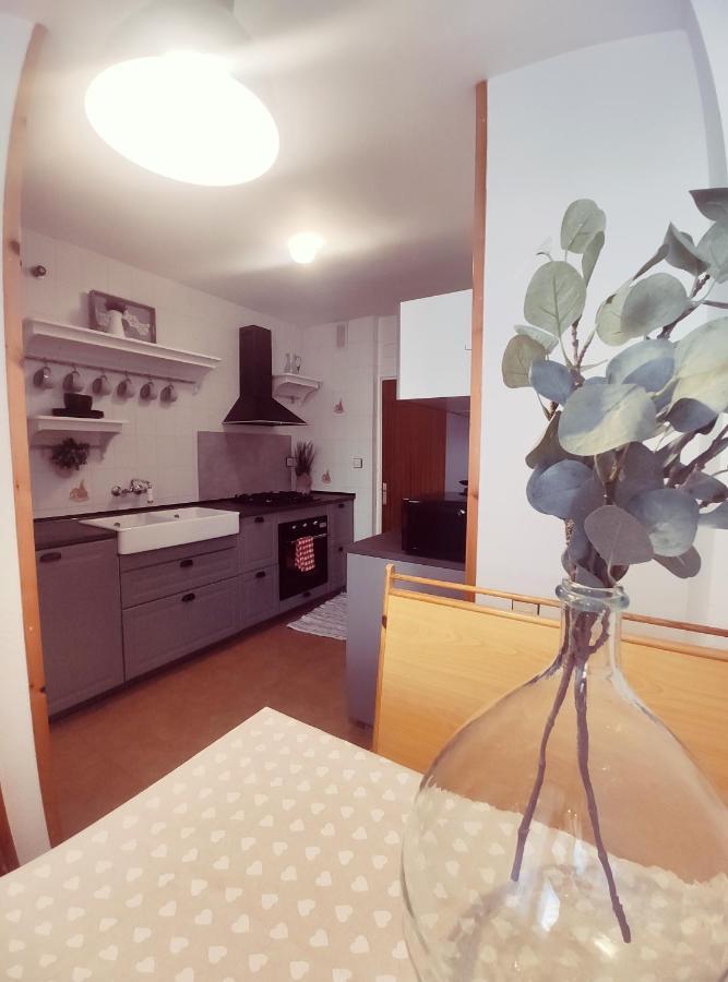 Apartamento Capelot ฮากา ภายนอก รูปภาพ